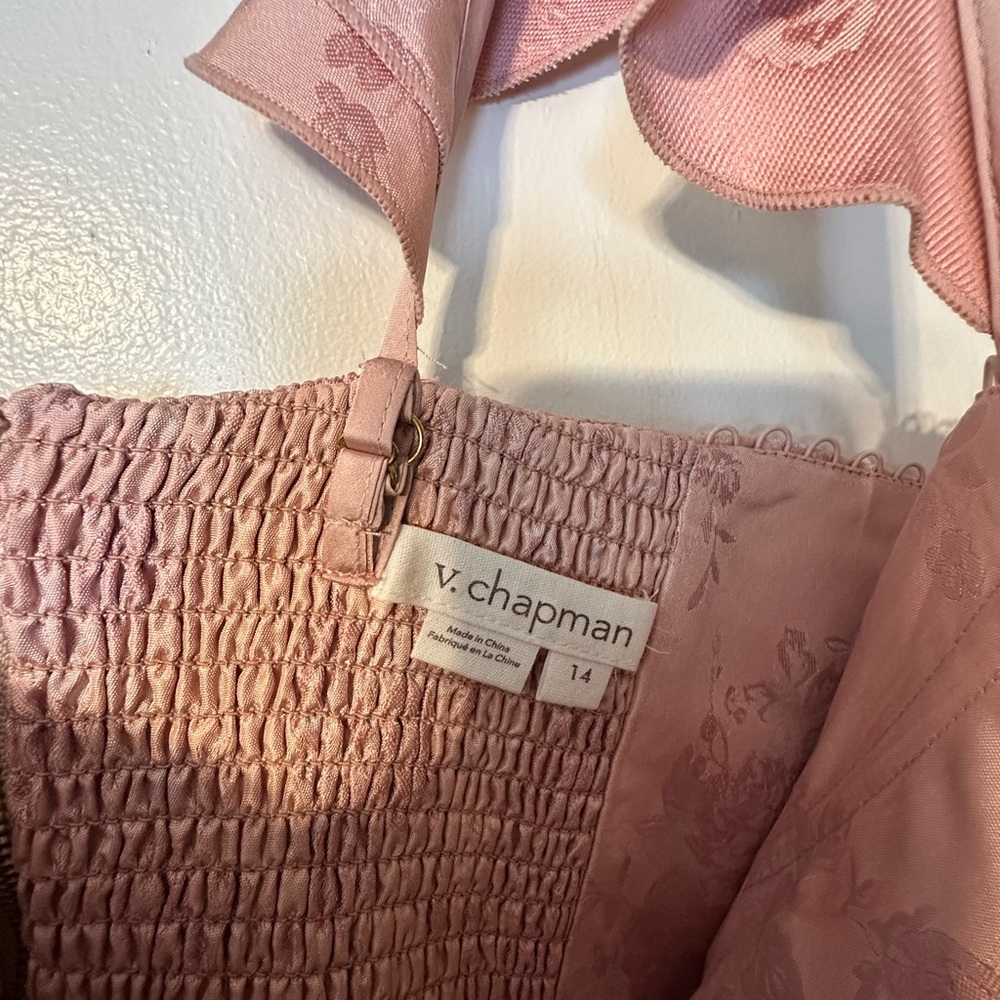 V. Chapman The Veronica Dress in Light Pink Windsor Brocade - Picture 6 of 12